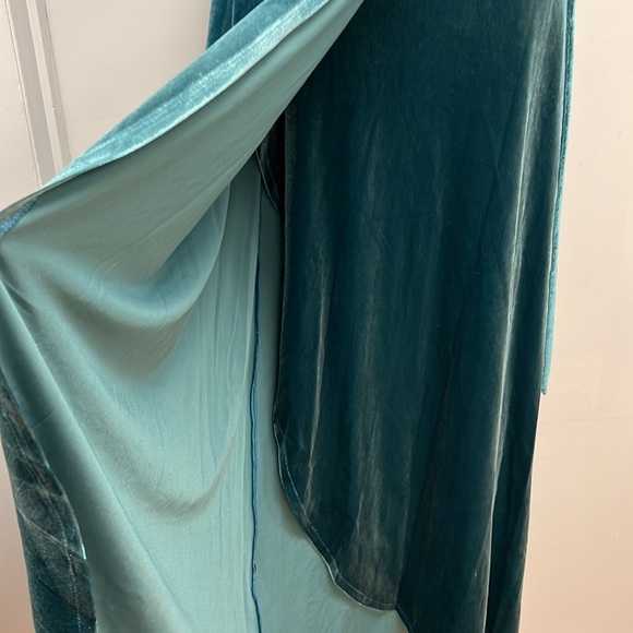 NWT After Six Velvet Flutter Sleeve Wrap Maxi Dress with Side Hip Pockets - Picture 4 of 14